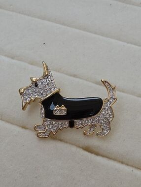 Betsey Johnson: Gold and Black Crystal Scottie Dog Pet Brooch Pin